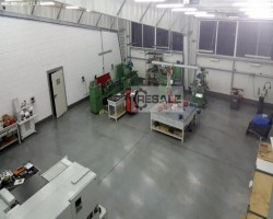 Maschine:   Industriehalle mit einer Fläche von 1337m2 Slupsk